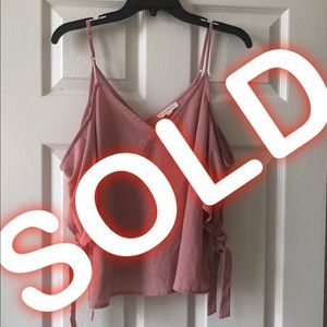 Cold shoulder top!